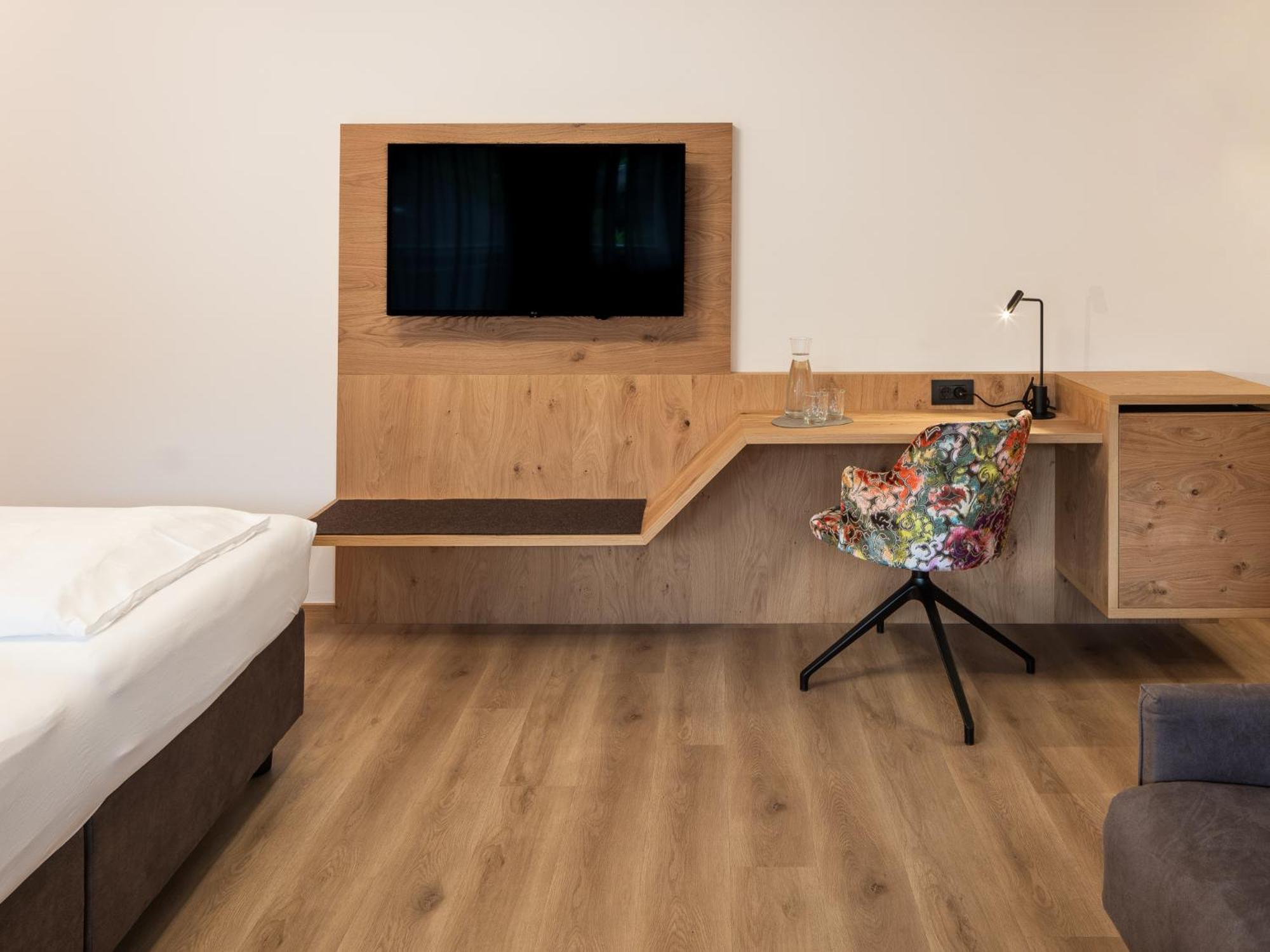 Hotel Blitzburg Бруніко Екстер'єр фото