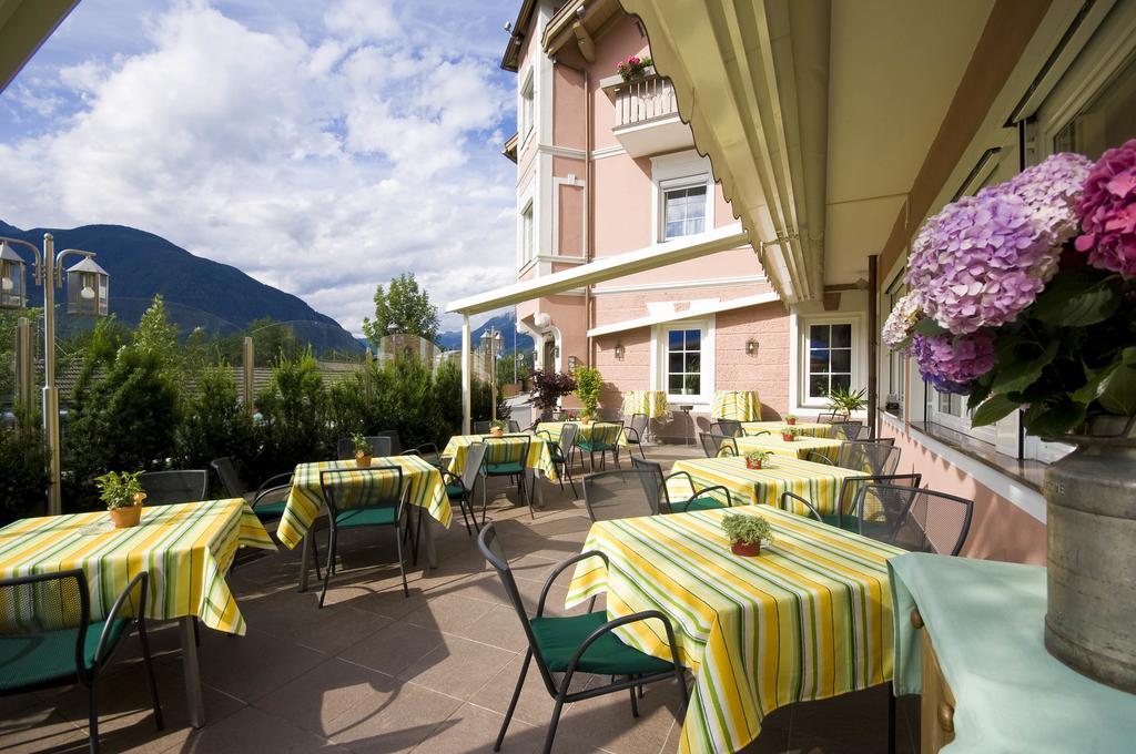 Hotel Blitzburg Бруніко Екстер'єр фото