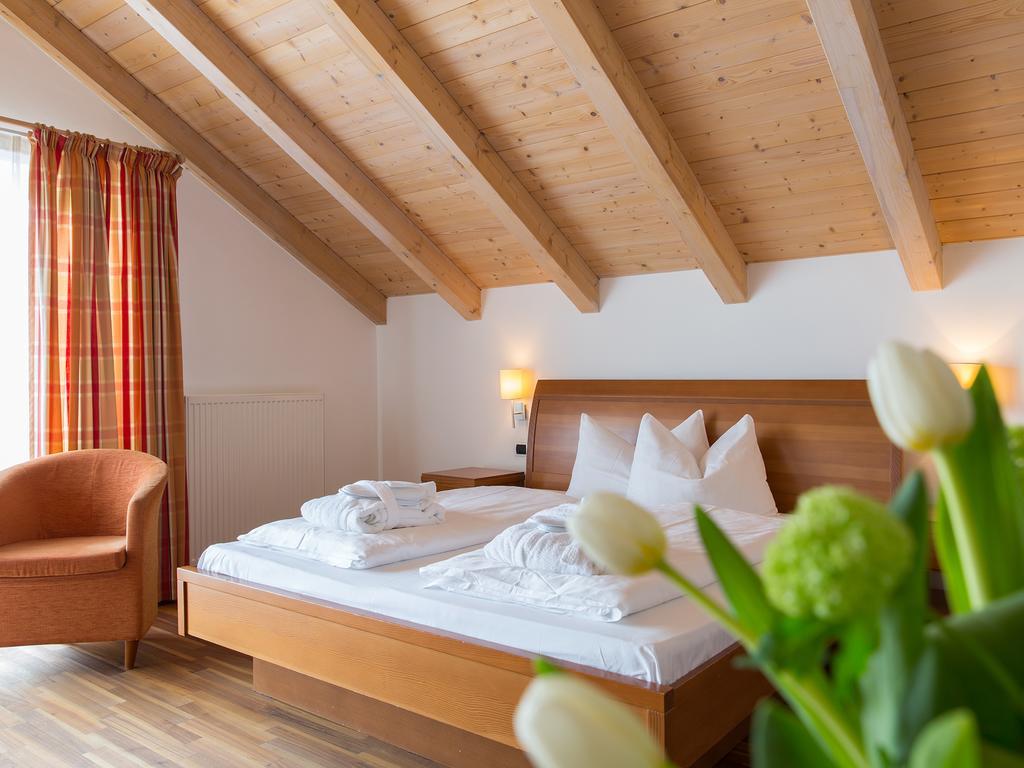Hotel Blitzburg Бруніко Екстер'єр фото